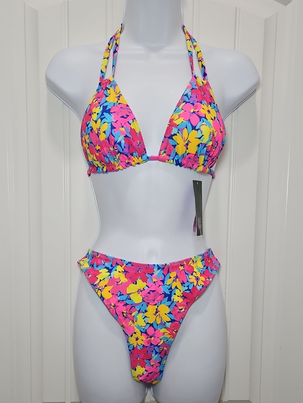 Wild Fable Reversible Bikini Swimsuit Set New XS Colorful Beach